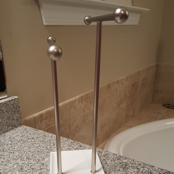 Counter top jewlery and towel stands - Picture 5 of 7